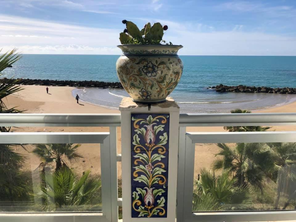 Hotel Sul Mare Al Gabbiano Скольитти Экстерьер фото