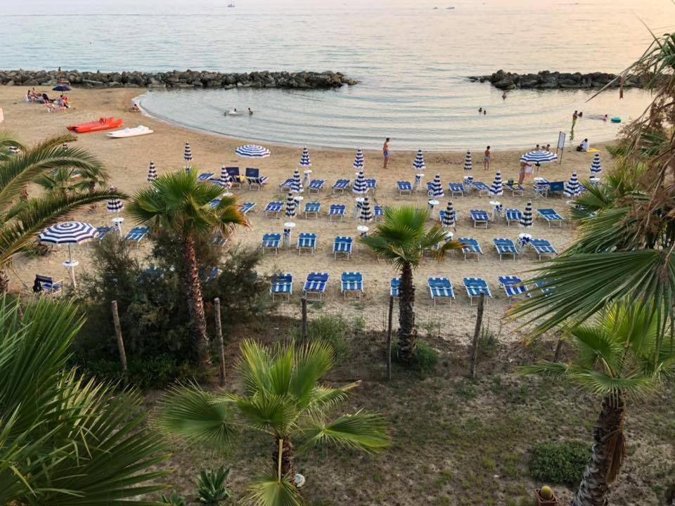 Hotel Sul Mare Al Gabbiano Скольитти Экстерьер фото